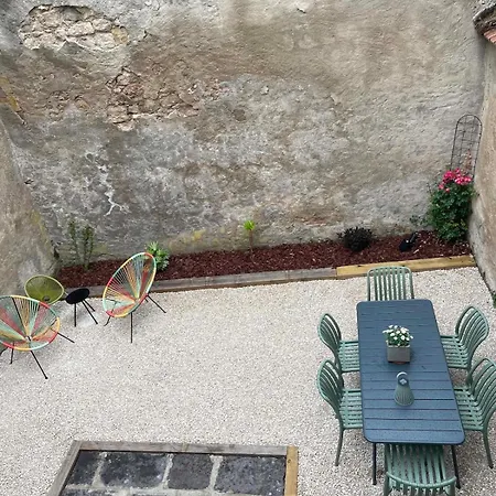 Semesterbostad Maison Oria
